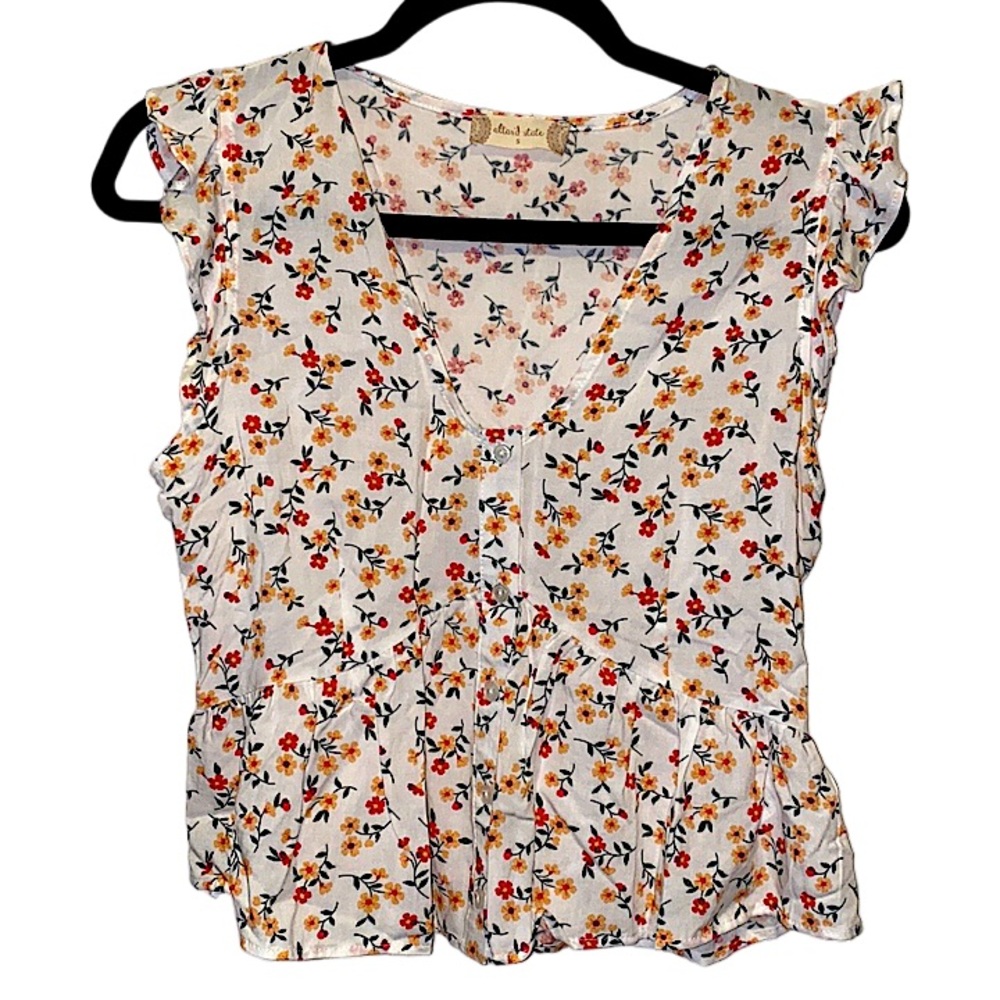 Altar’d state flowery ruffle Crop top button down small